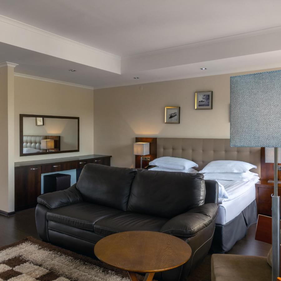 فندق Park House Barmashino المظهر الخارجي الصورة